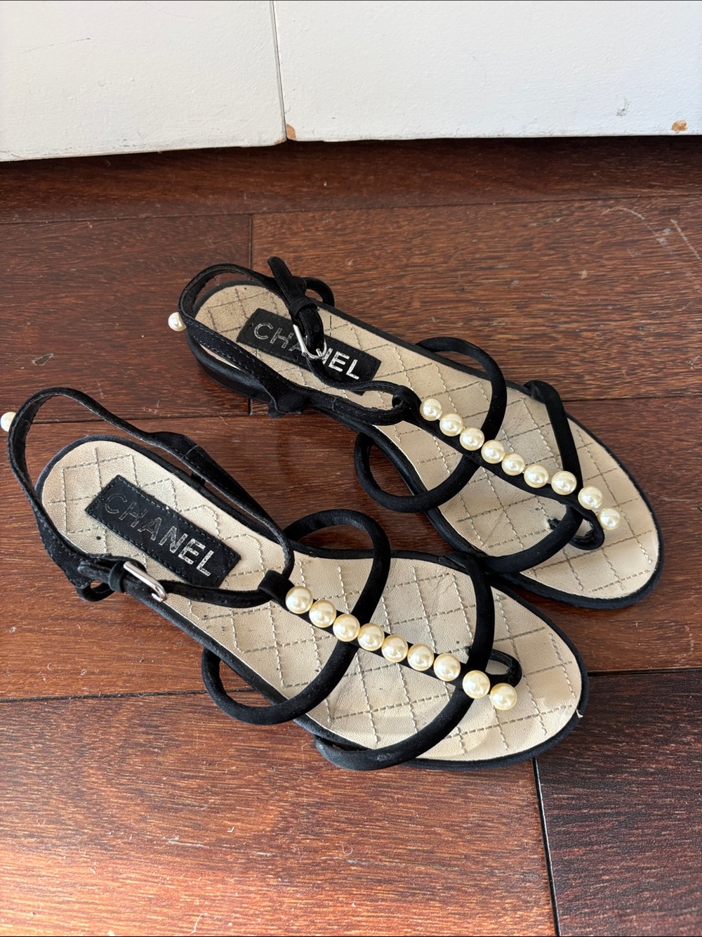 CHANEL Black Strappy Pearl-Accent Slingback Sandals 37/7